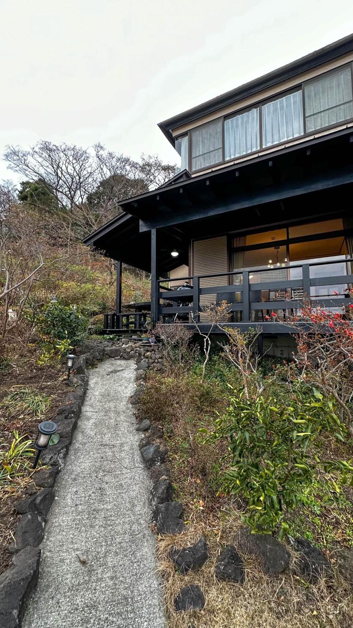 伊豆高原 温泉付別荘 ISANA Mountain Villa Futo 外观 照片